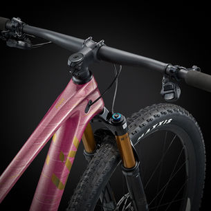 Unveiling the Pique Advanced 29: Liv's Cutting-Edge Trailblazer!