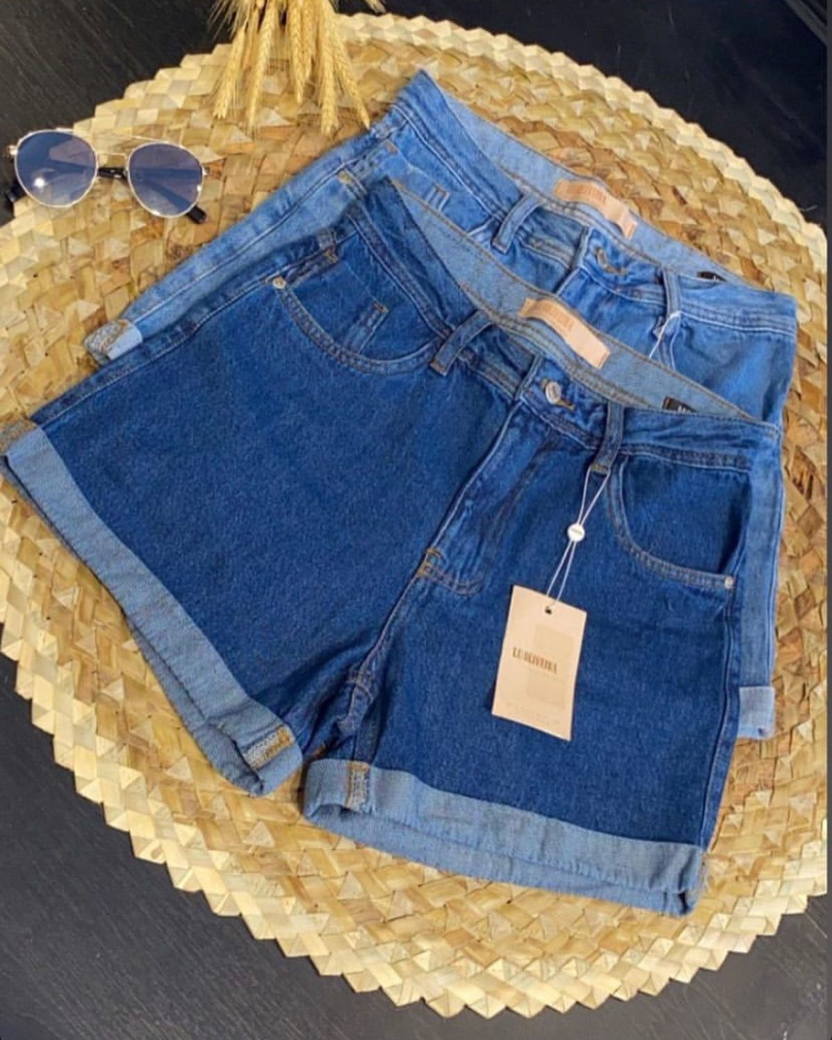 Short jeans barrinha dobrada