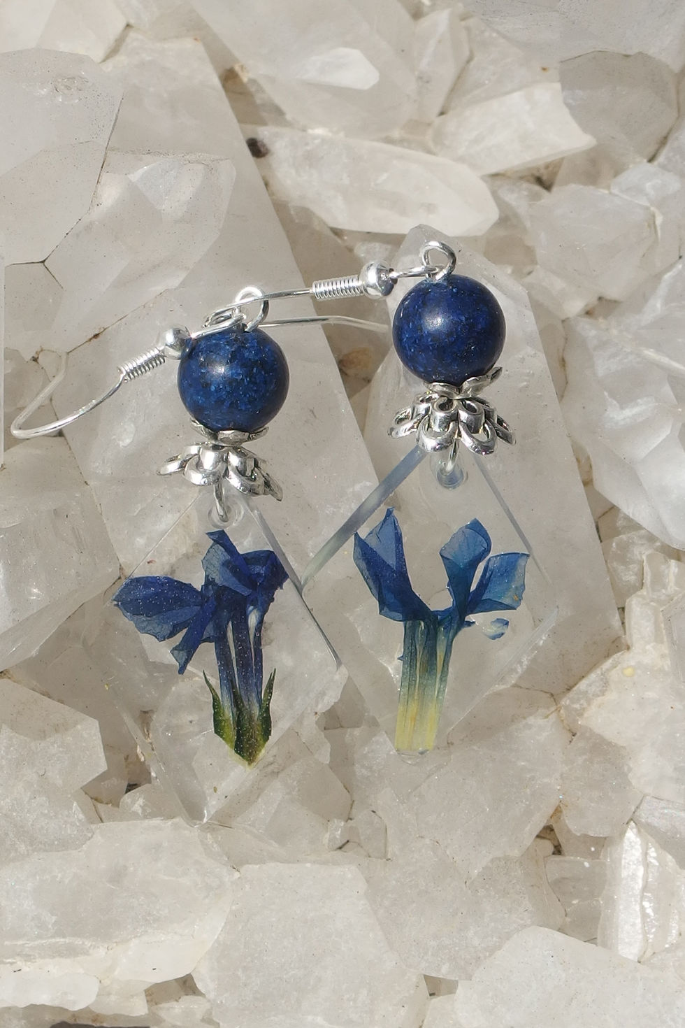 Miniature : Boucle d'oreilles gentiane printanières  et résine