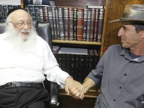 פרשת השבוע ראה - מארחת את רם שמואלי