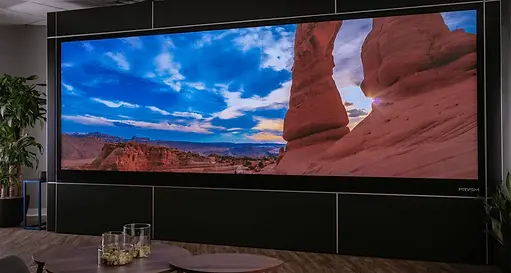 markets hotel lobby screen