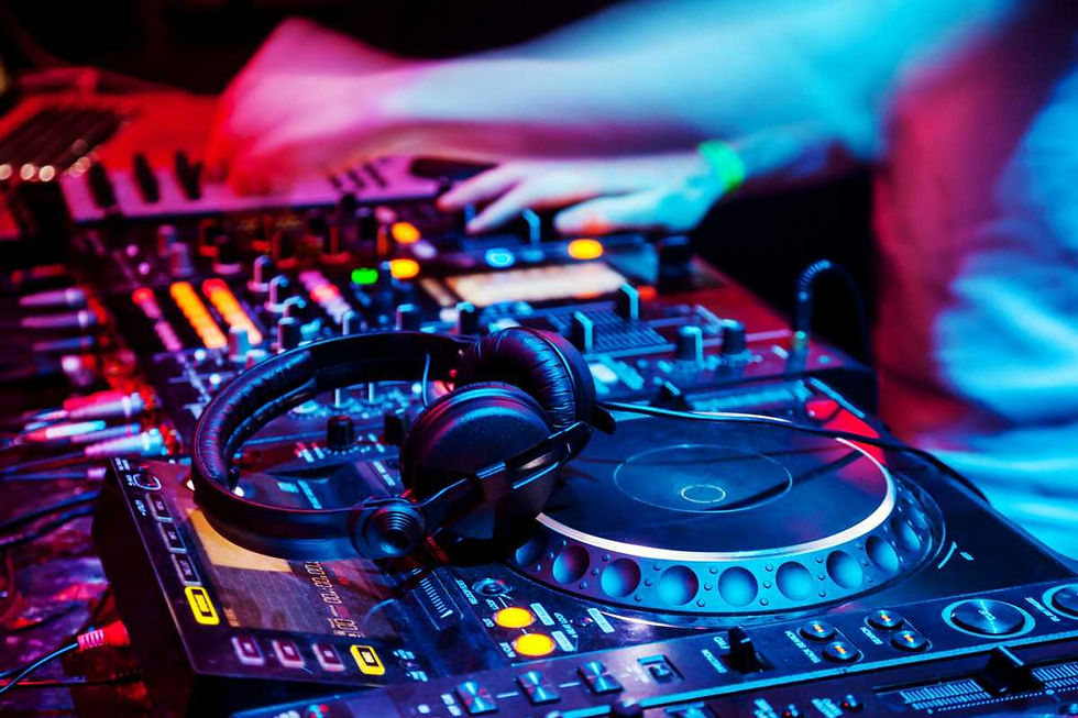 Live DJ 