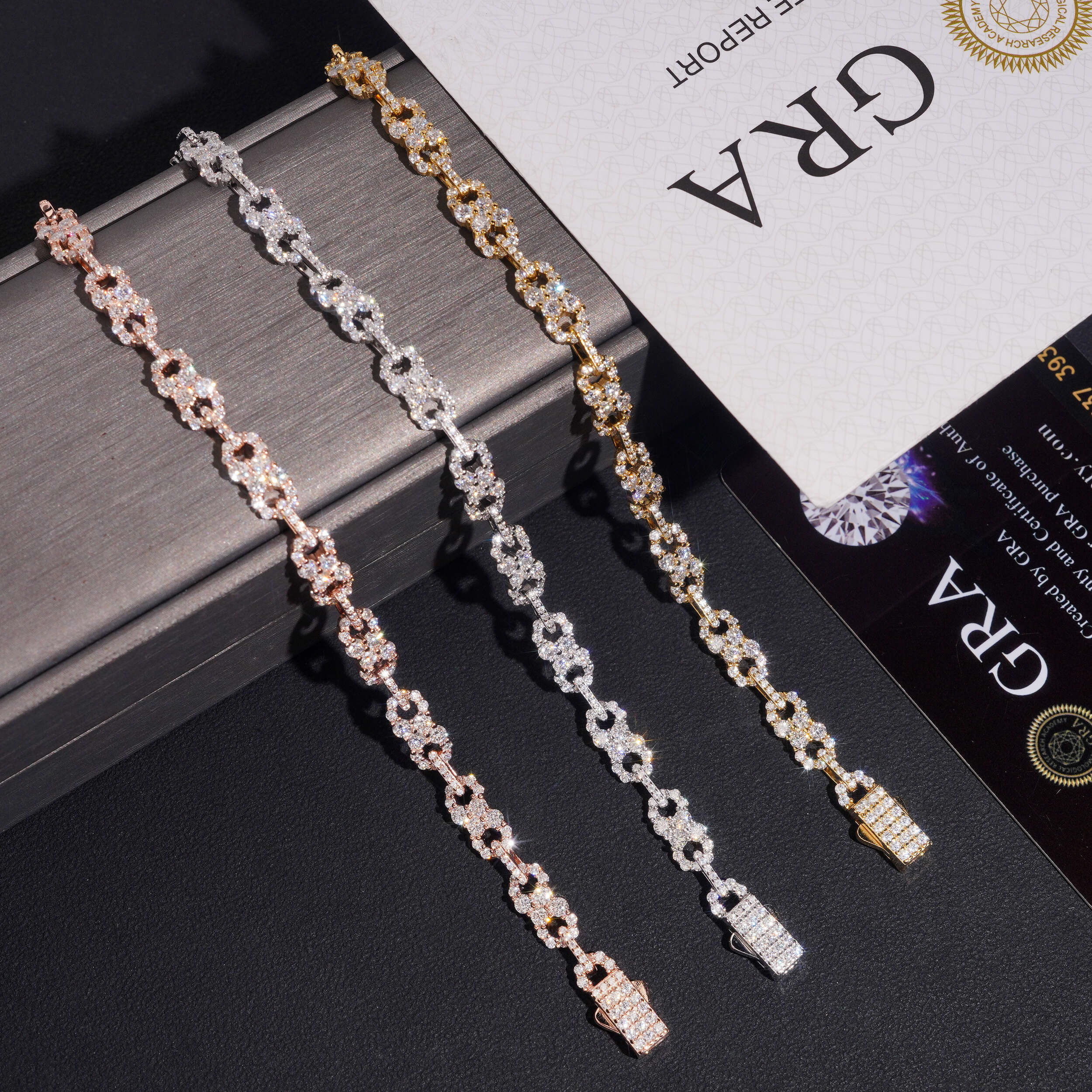 VVSMoissanite Floral Link Bracelet