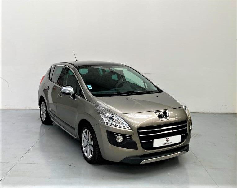 Miniature : PEUGEOT 3008 HYBRID4 2.0 HDi 163ch FAP ETG6 + Electric 37ch