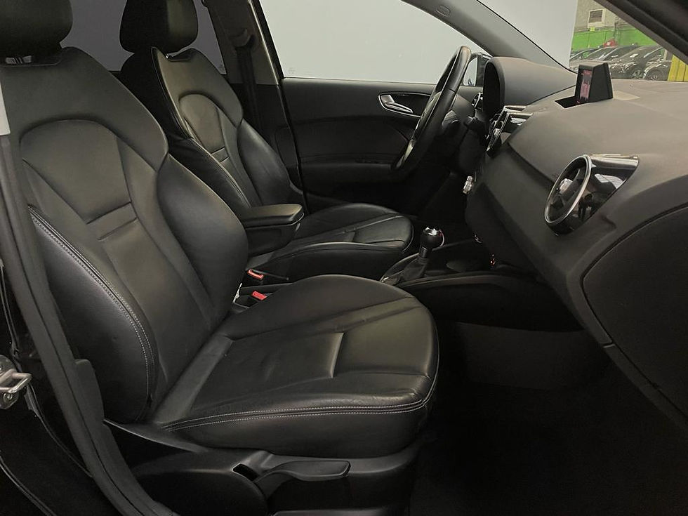 Miniature : AUDI A1 SPORTBACK AMBITION LUXE S-TRONIC