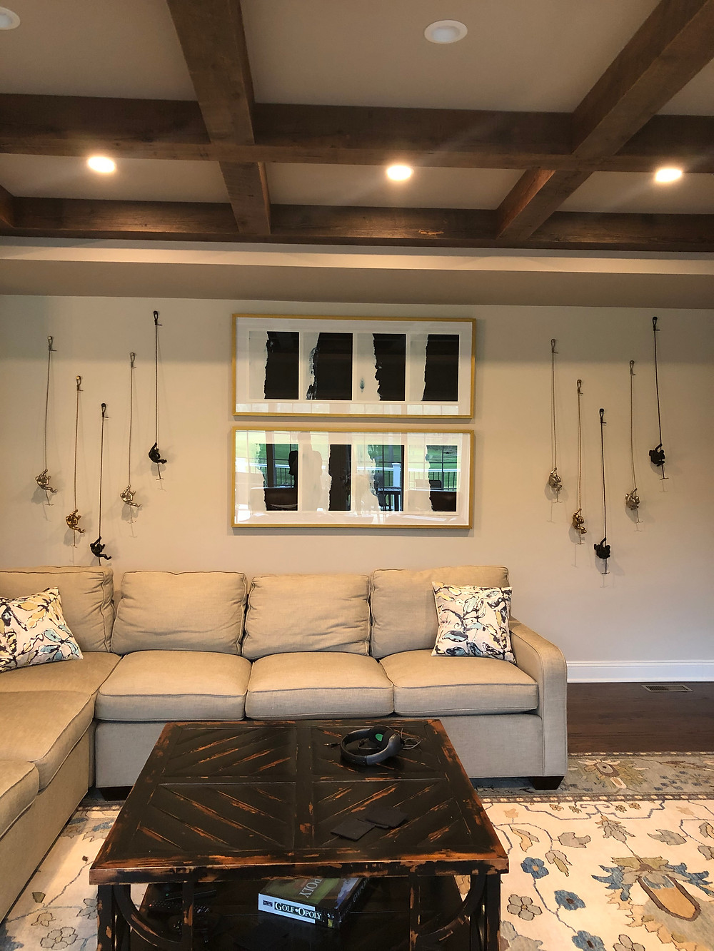 Wooden chauffeured ceiling