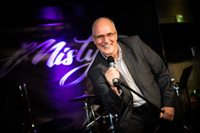 Tracy - Johann Headshots-08.jpg