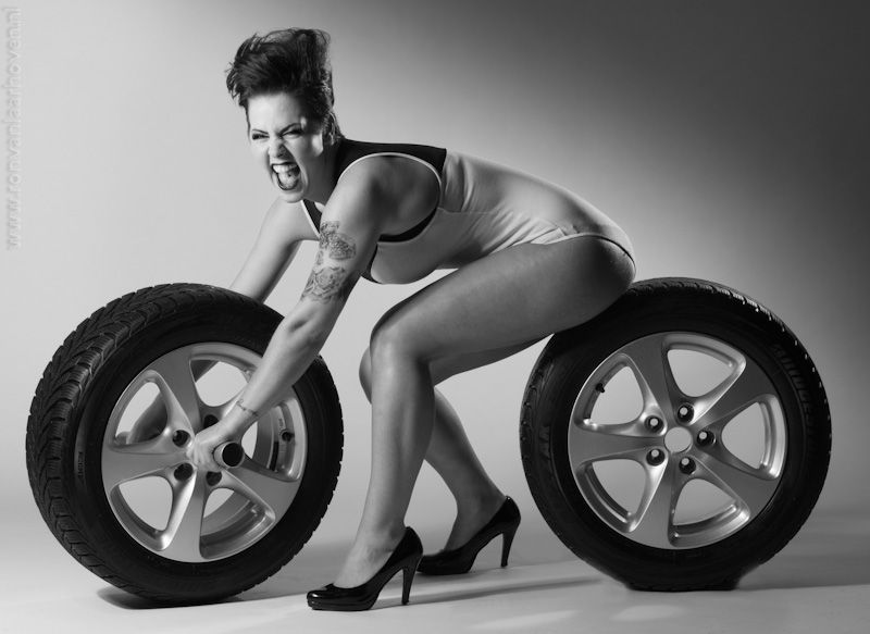 Model: Rowena Huskes