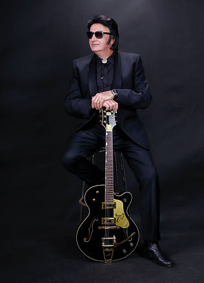 roy orbison dark image.jpg