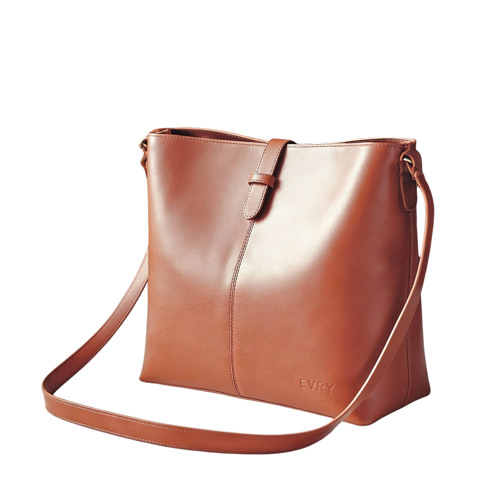freepik__create-a-mediumsized-structured-shoulder-bag-in-da__30401.png