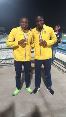 MEDALLAS DE ORO Y PLATA PARA DEPORTISTAS COMFENALCO