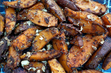 PAPRIKA ROASTED SWEET POTATO