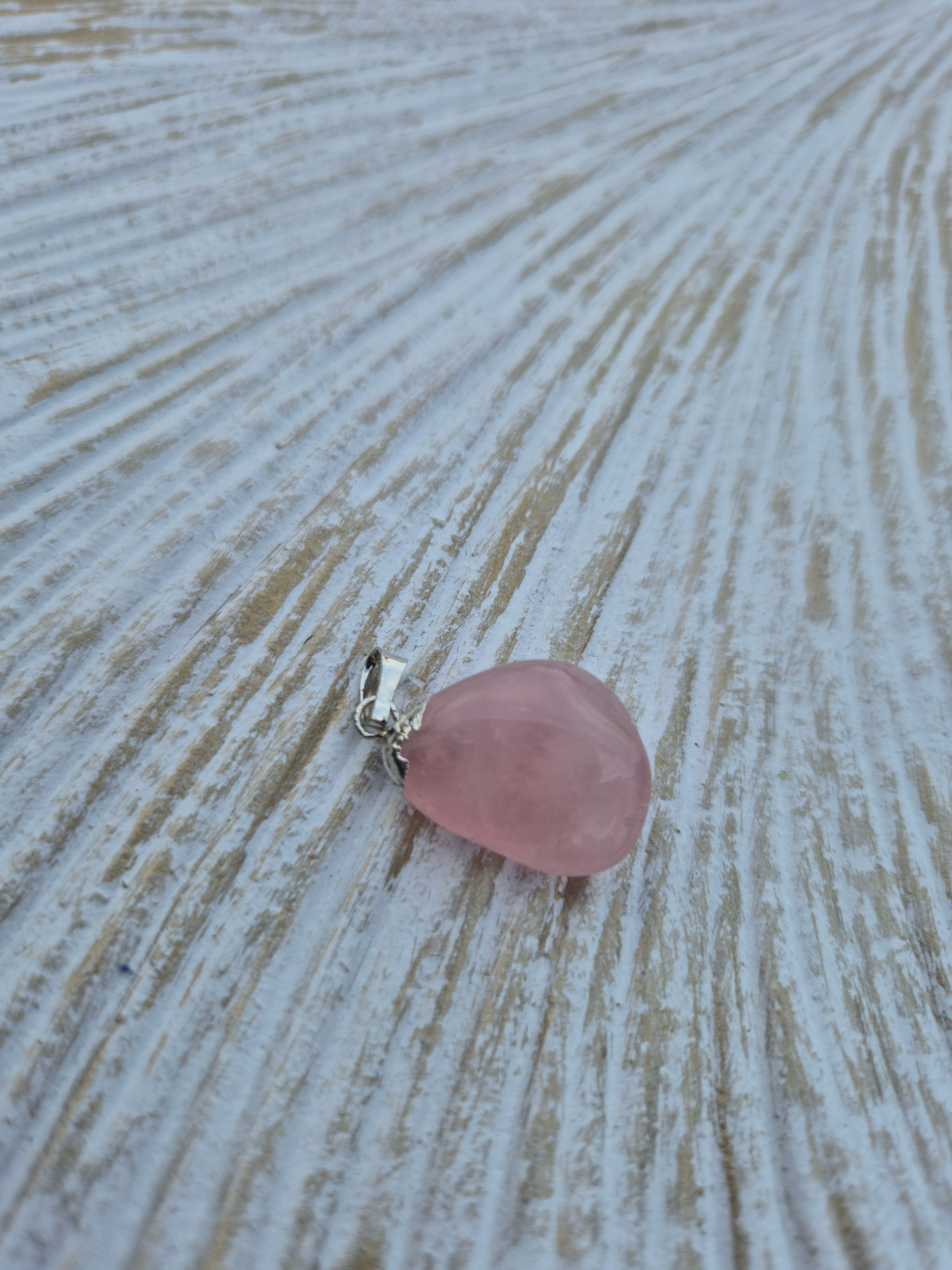 Rosenquarz-Anhänger