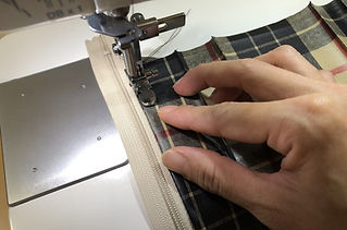 ミシン(ファスナー付け)