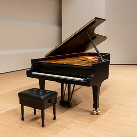 フルコンサートグランドピアノ