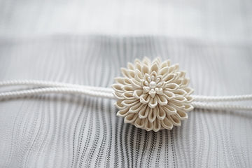 つまみ細工の帯留め