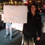 Protesters block entrance to Jerusalem