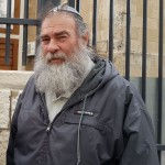 Hevron: Arabs assault, Jews are detained