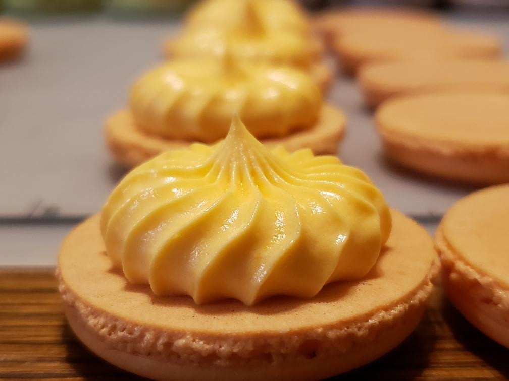 LIC LTD 45246 Madeline's Macarons, Caddington Village