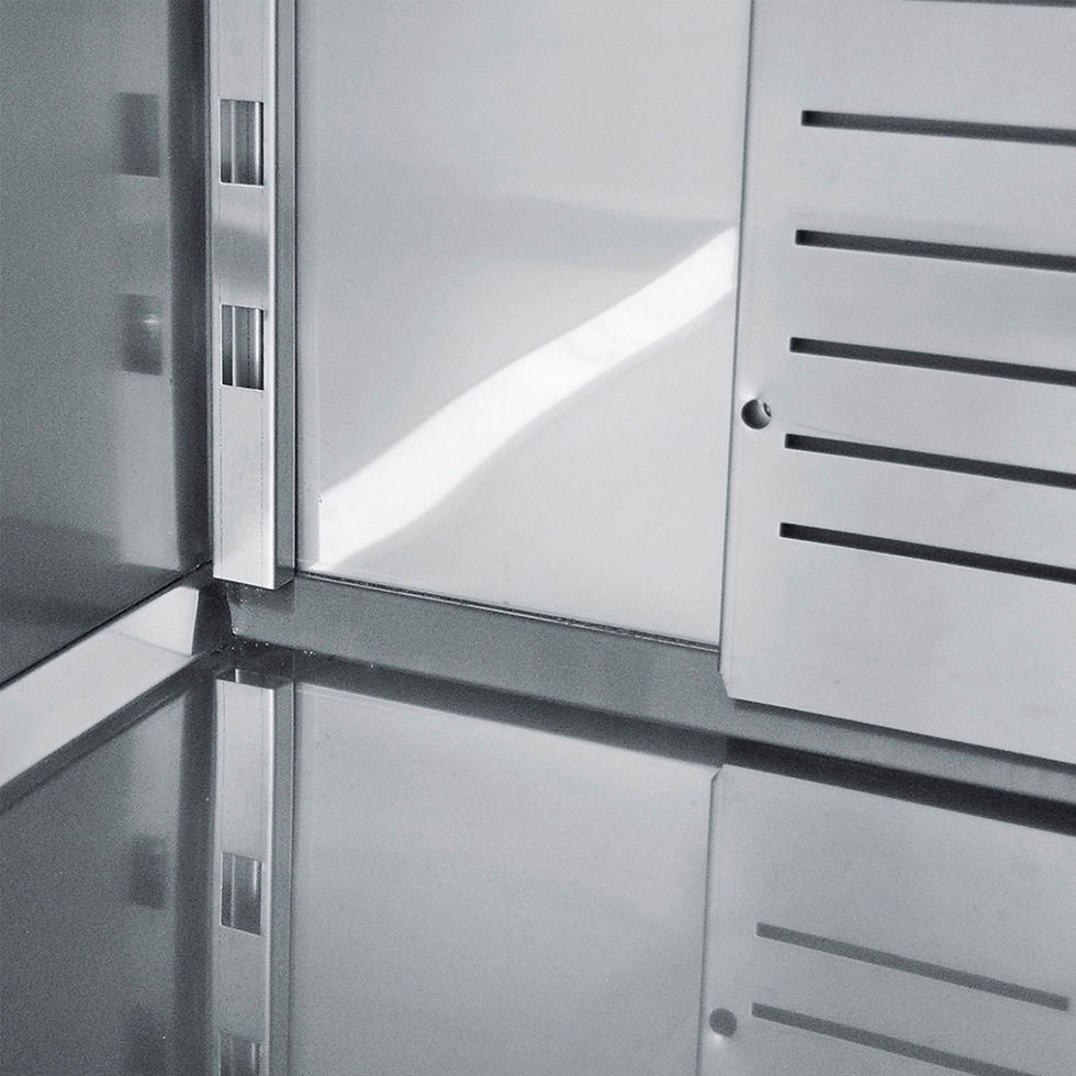 Miniatură: Interior Congelator inox cu 1 ușă pentru tăvi patiserie 40 x 60 cm 600L