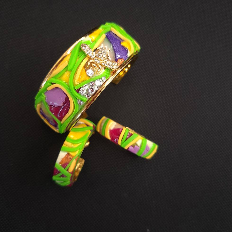 Miniaturbild: Green Colour Bee Jewelley Set Creole Earrings Cuff Bracelet Juliette K