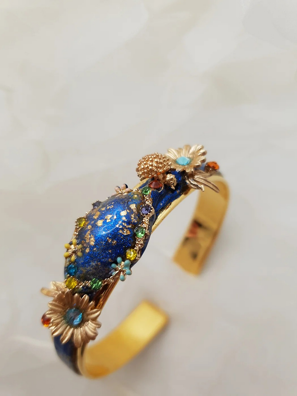 Miniaturbild: The light in blue / Bracelet Cuff