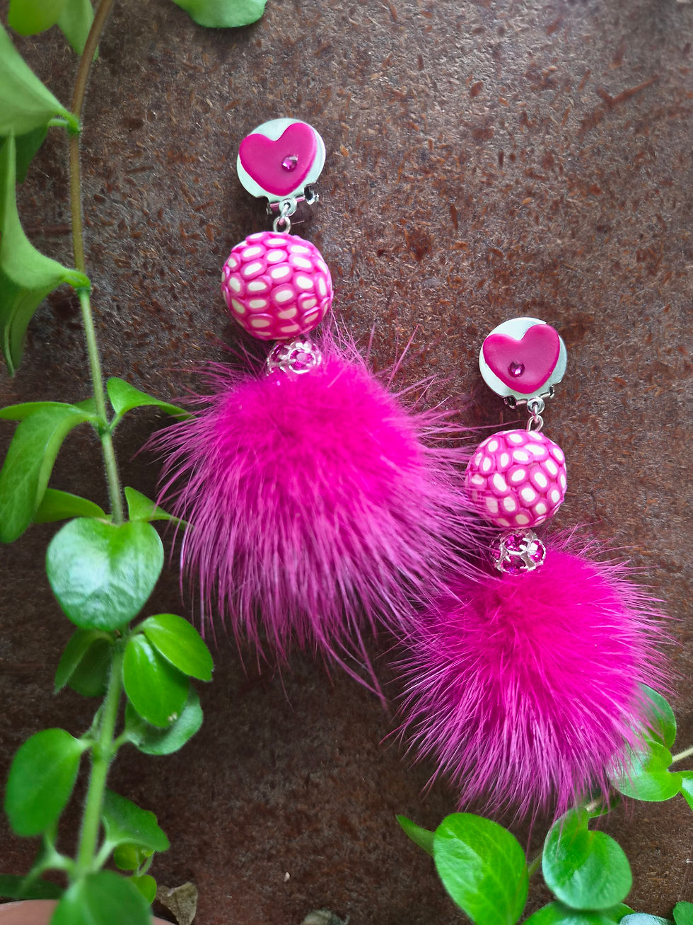Pink flower earrings Juliette Kaiser fur