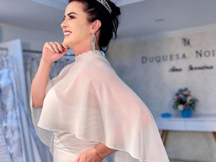 Noiva com vestido alugado na Duquesa Noivas, em Brasília