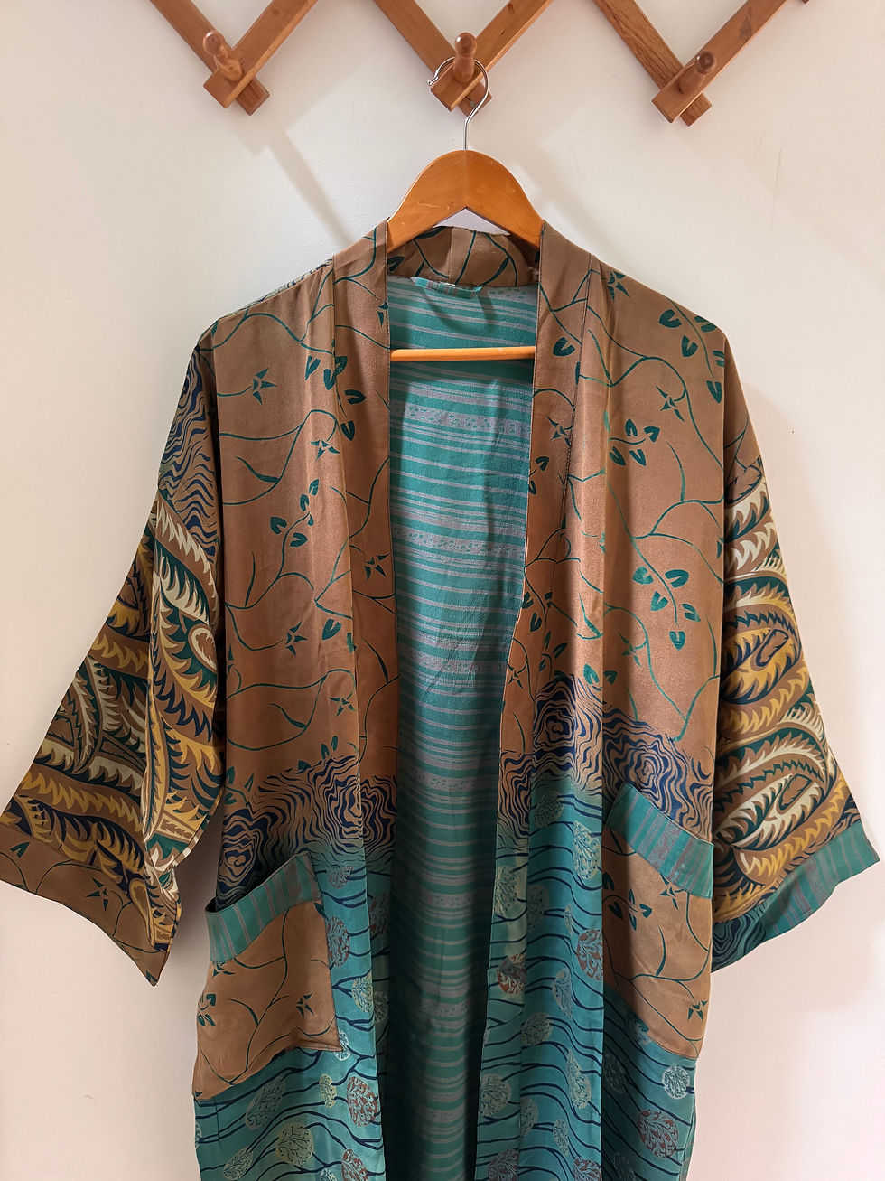 Thumbnail: RANI Robe - Crepe Silk  