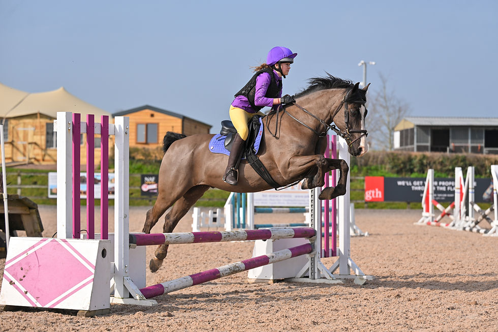 Pontispool Clear Round SJ