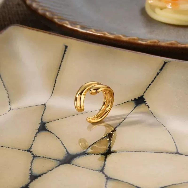 Thumbnail: The Cherished Wave Illusion Cuff