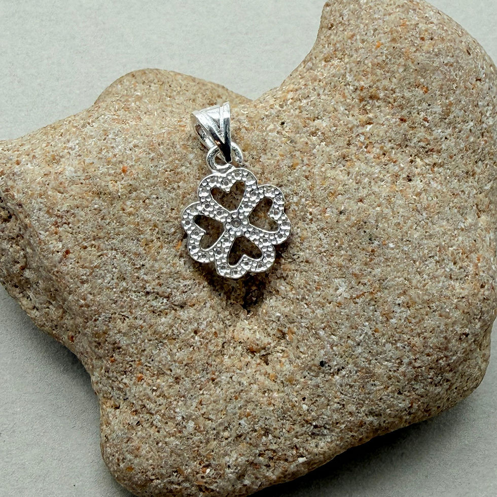 Cubic Zirconia Heart Clover Pendant