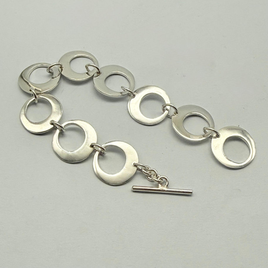 Irregular Open Circle Bracelet