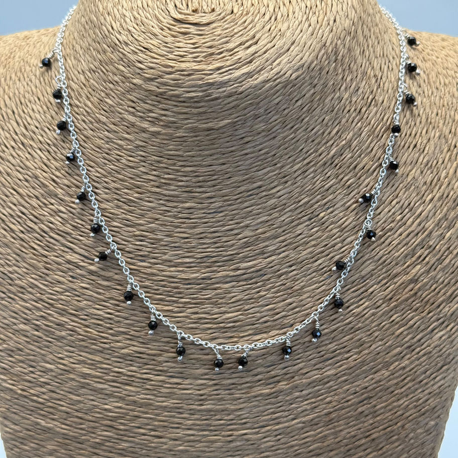 Onyx Drops Necklace