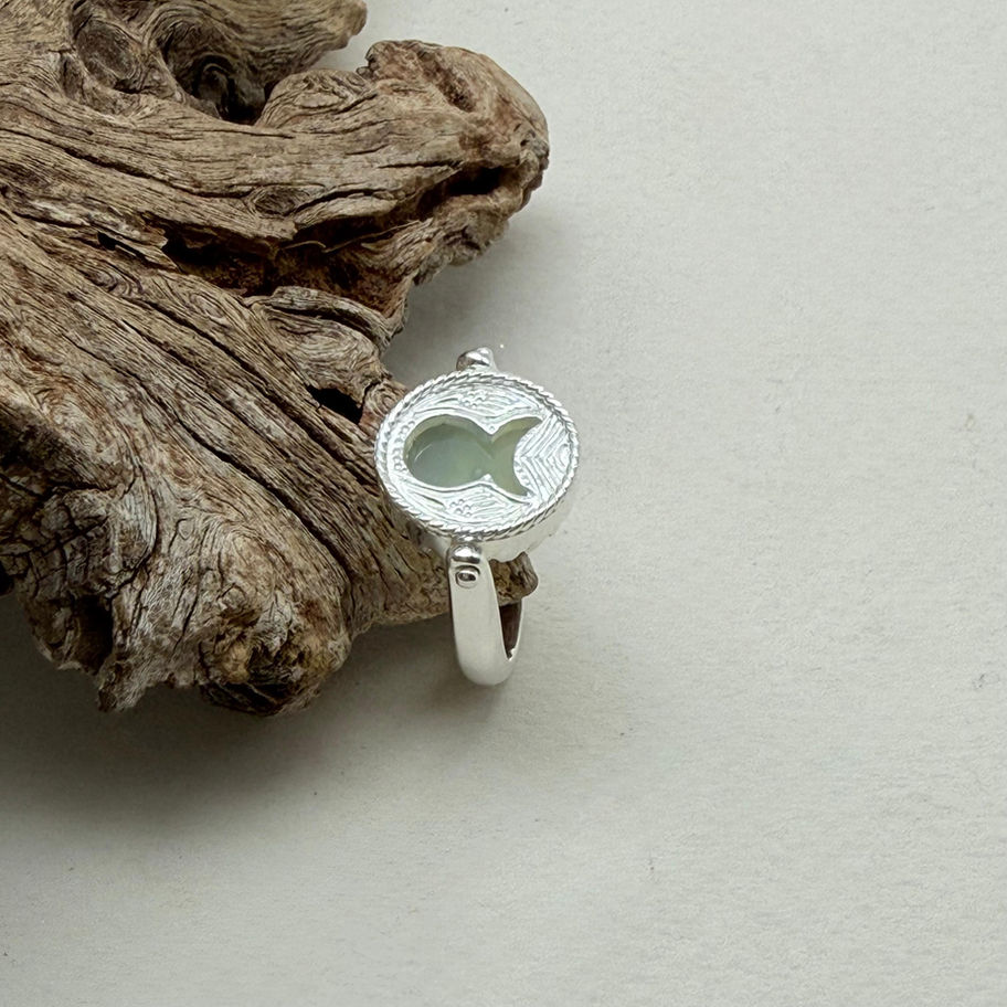 Prehnite Swivel Ring