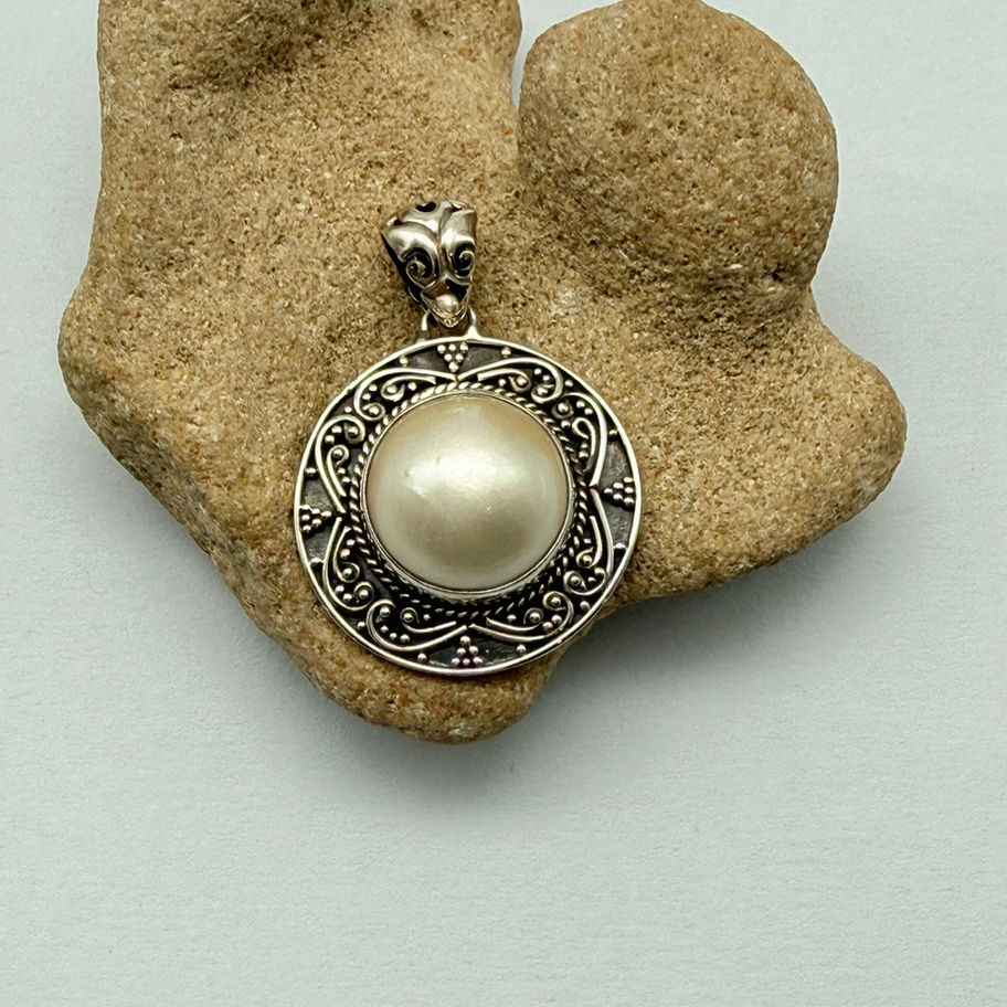 Filigree Framed Pearl Pendant