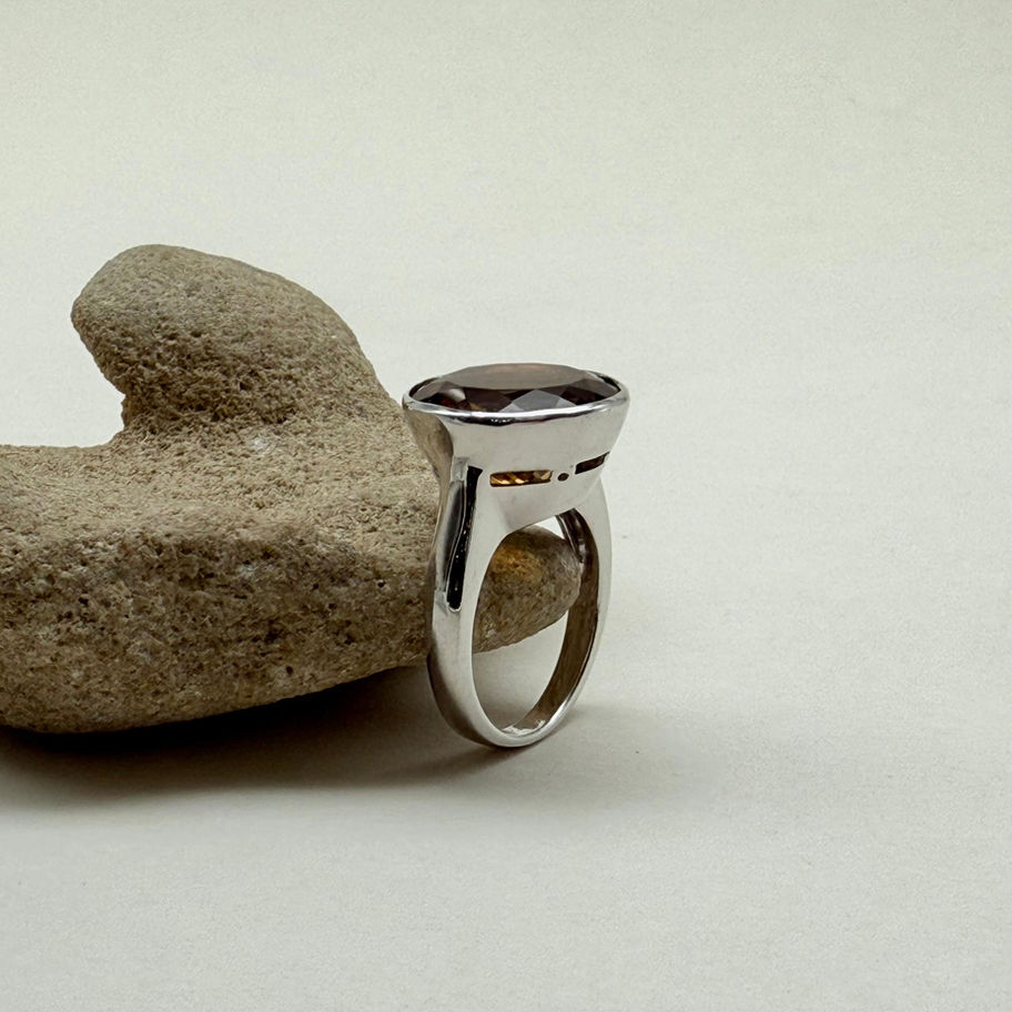 Round Zultanite Ring