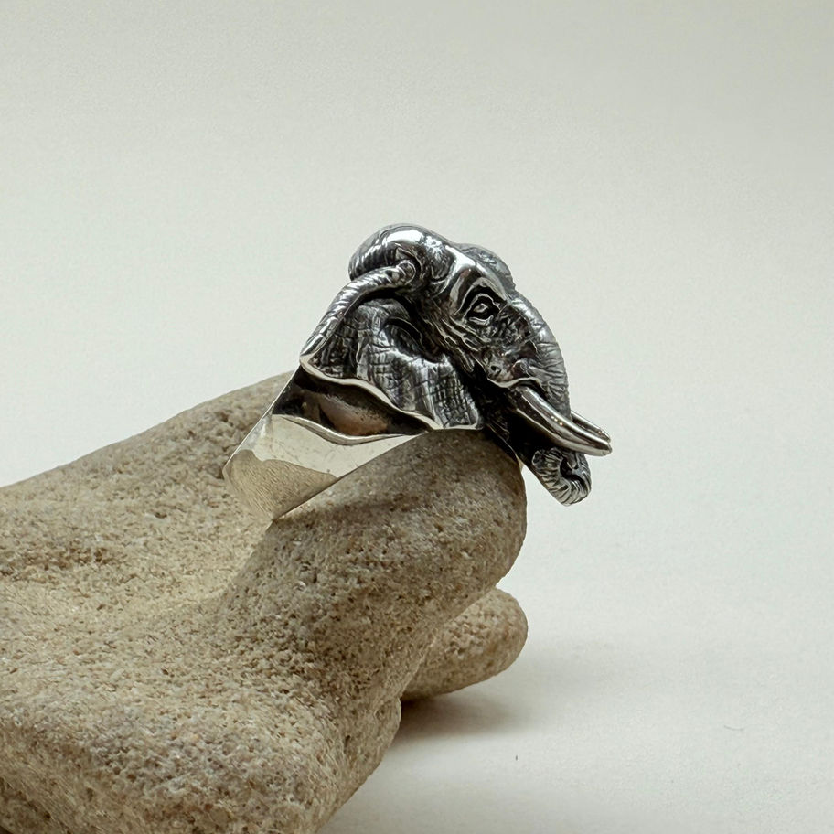 Elephant Face Ring