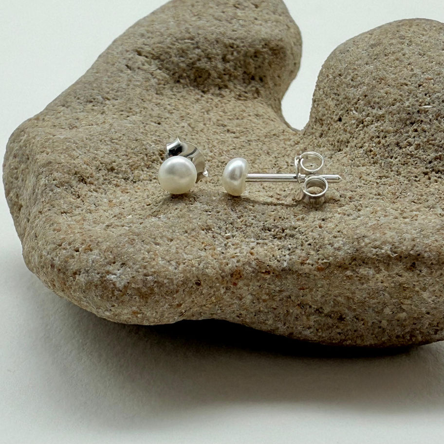 Dainty Pearl Studs