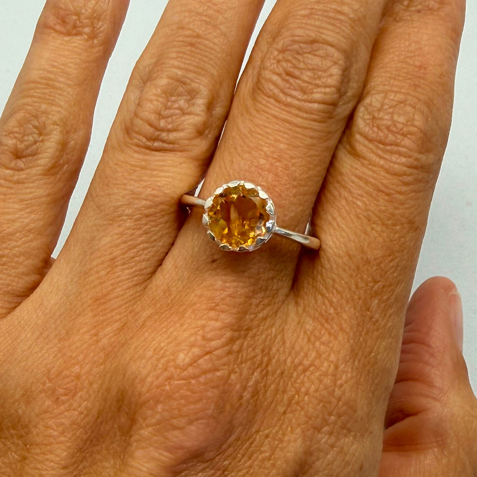 Round Citrine Crown Ring