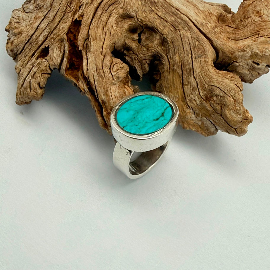 Oval Turquoise Ring