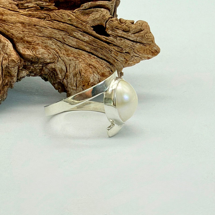 Pearl Split Band Ring