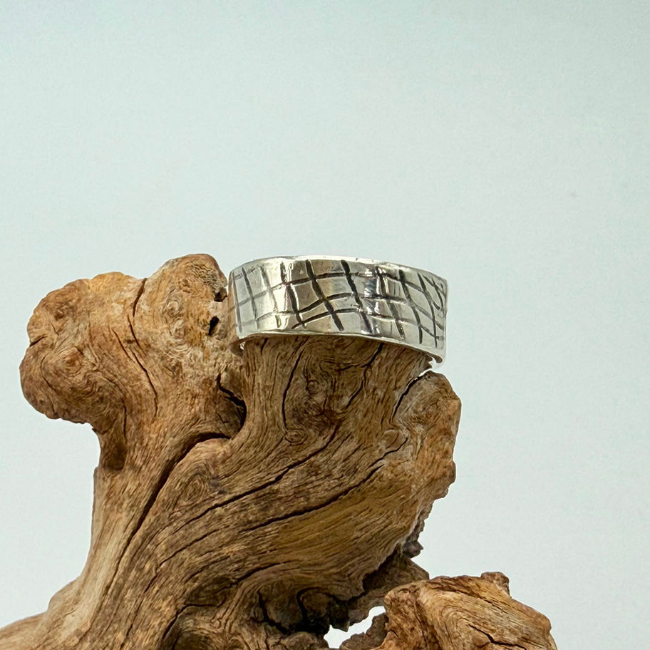 Checkered Pattern Ring