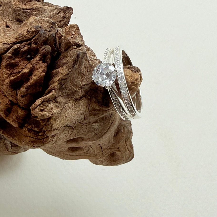 Cubic Zirconia Wedding Ring Set