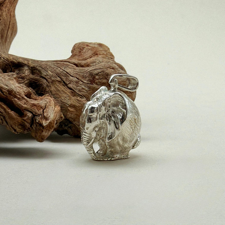 Chunky Elephant Pendant