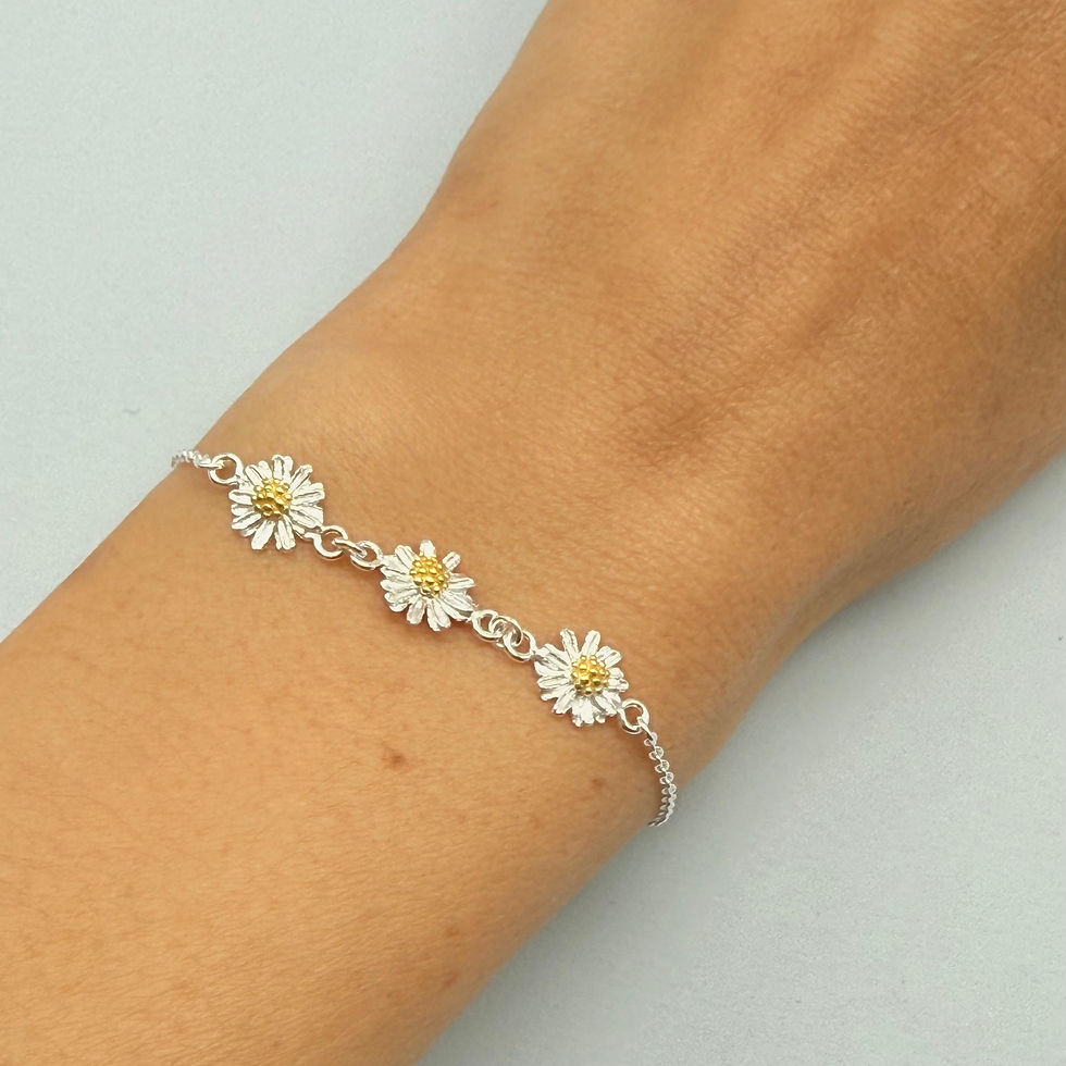 Trio Gold Plated Centre Daisy Chain Bracelet