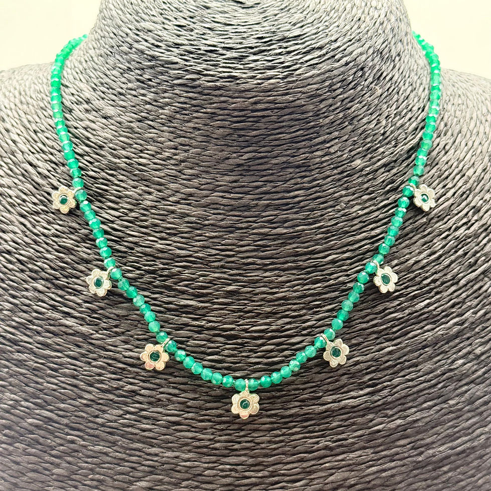 Green Onyx Flowers Necklace