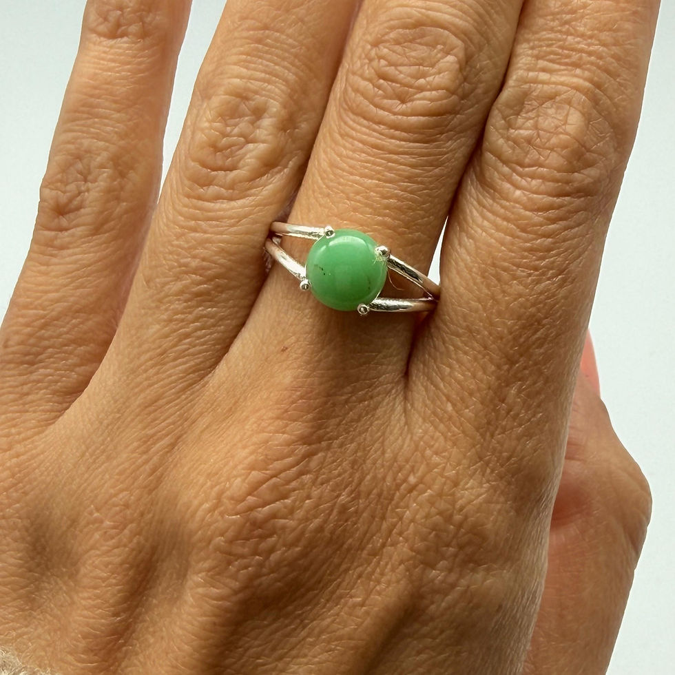 Chrysoprase Cabochon Ring