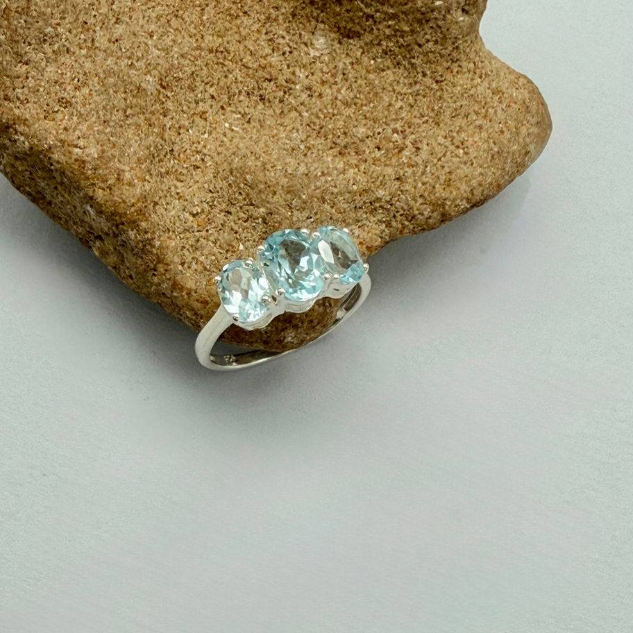Blue Topaz Trio Claw Set Ring