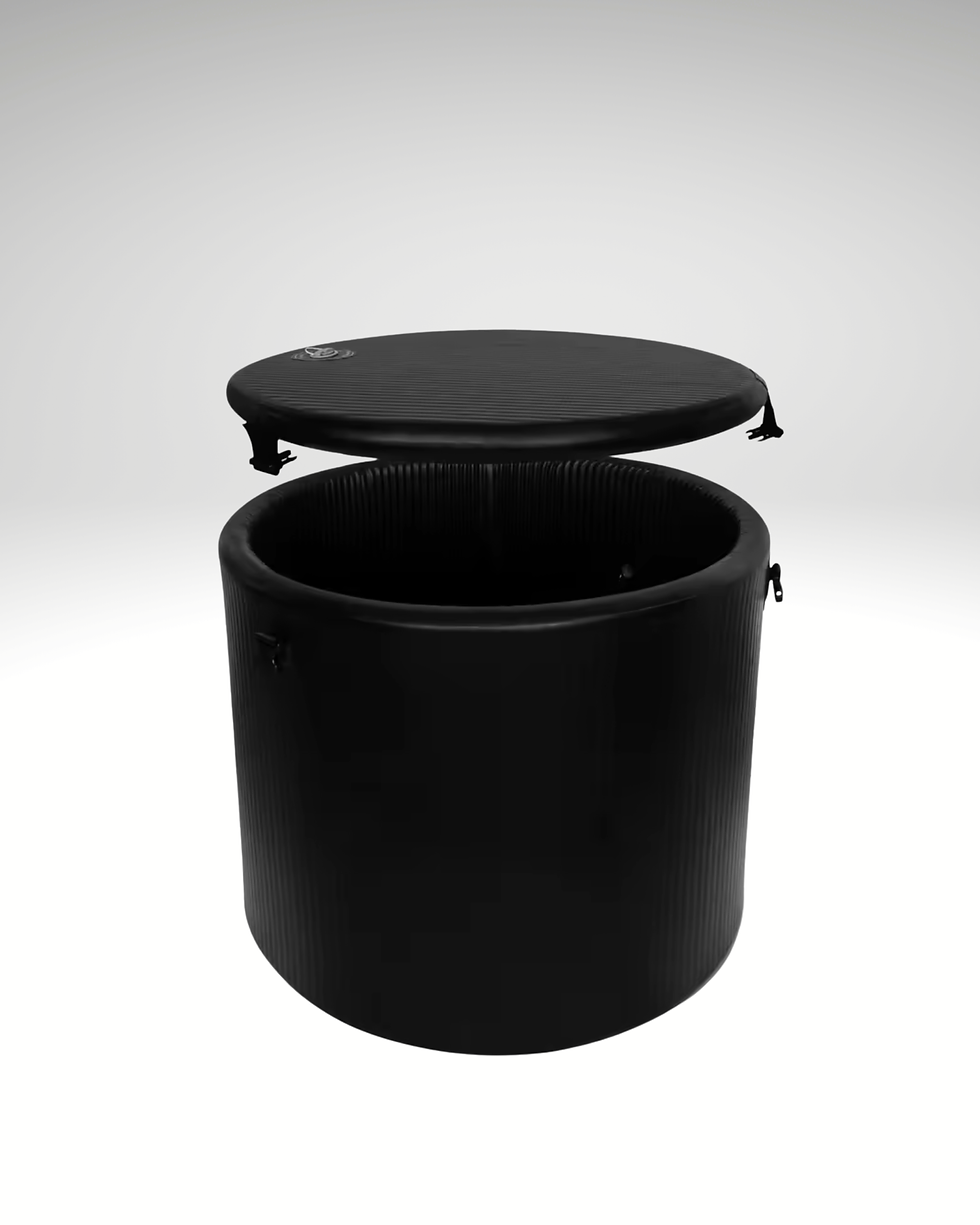 Cold Tub Max with chiller open